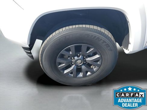 Used 2023 Toyota Tacoma SR5 w/ Technology Package image 18