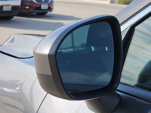 Used 2026 Nissan Rogue SV FWD image 19