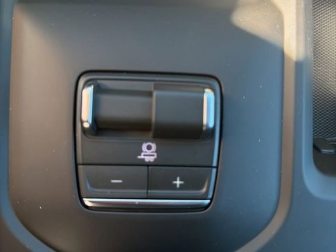 New 2026 GMC Sierra 2500 AT4 image 17