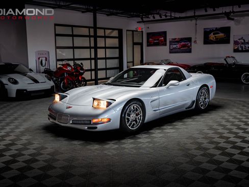 Used 2002 Chevrolet Corvette Z06 w/ Memory Pkg image 56