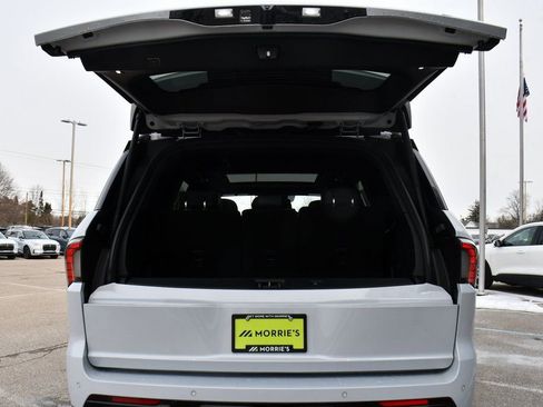 New 2026 Lincoln Navigator Reserve w/ Jet Appearance Package AWD/4WD image 20