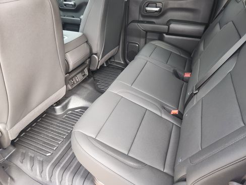 New 2026 Chevrolet Silverado 1500 W/T image 30