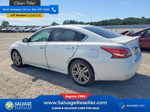 Used 2013 Nissan Altima 3.5 SL w/ Technology Pkg FWD image 3