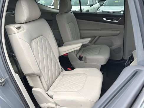 New 2026 Volkswagen Atlas SEL Premium R-Line AWD/4WD image 18