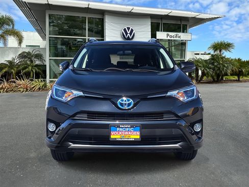 Used 2016 Toyota RAV4 XLE image 2