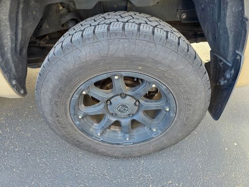 Used 2019 Toyota Tundra SR5 image 9