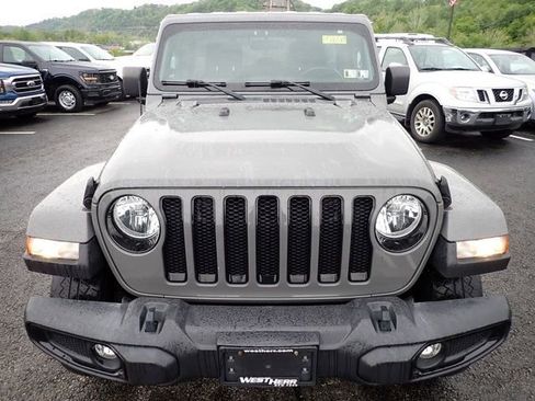 Used 2021 Jeep Wrangler Unlimited Sahara AWD/4WD image 9