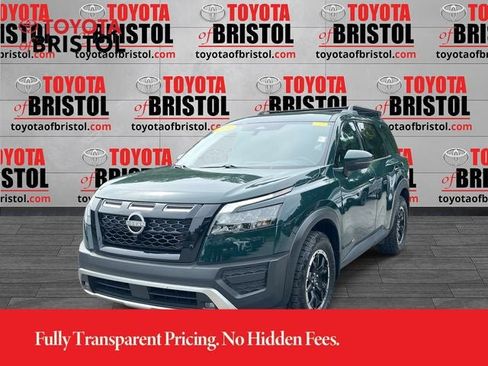 Used 2024 Nissan Pathfinder Rock Creek AWD/4WD image 8