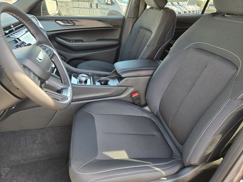 New 2026 Jeep Grand Cherokee L 2WD image 22