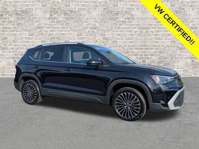 Certified 2025 Volkswagen Taos SE