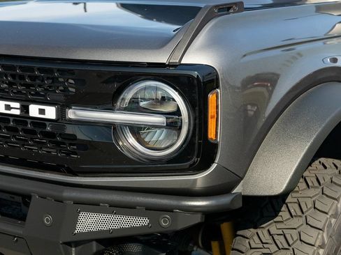 Used 2022 Ford Bronco Wildtrak AWD/4WD image 12