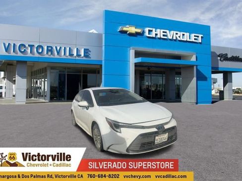 Used 2023 Toyota Corolla LE image 1