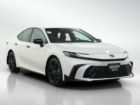 Used 2026 Toyota Camry Hybrid w/ Convenience Package AWD/4WD image 7