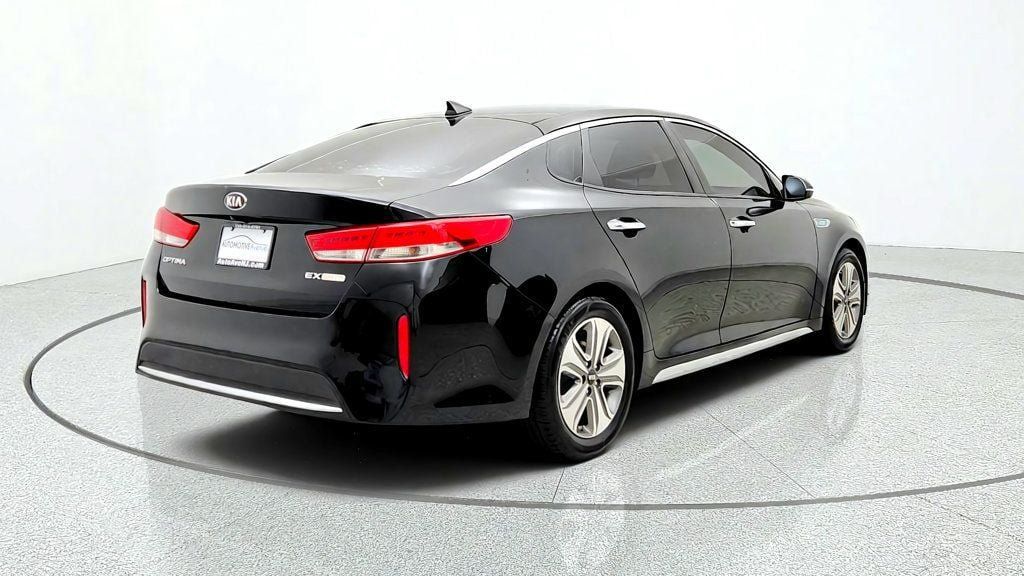 Used 2017 Kia Optima EX FWD image 5