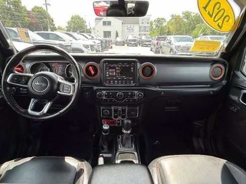 Used 2021 Jeep Gladiator Mojave AWD/4WD image 19