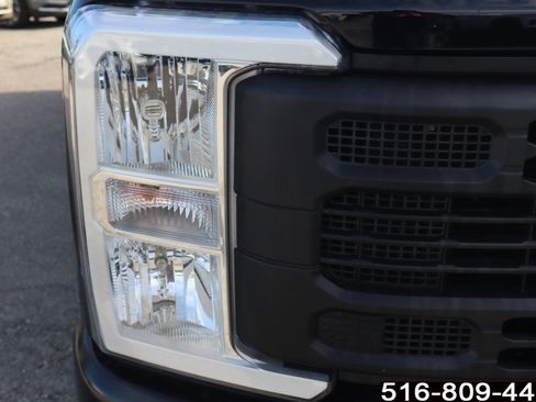 Used 2025 Ford F350 XL image 39