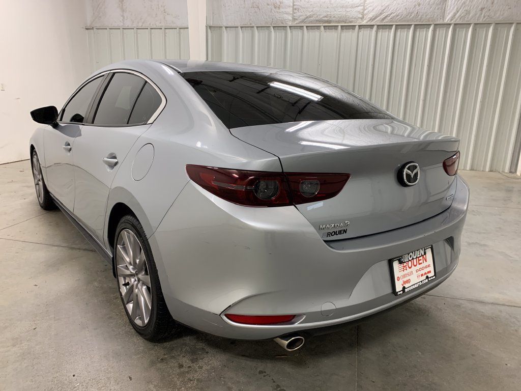 Used 2020 MAZDA MAZDA3 Sedan w/ Select Package FWD image 6