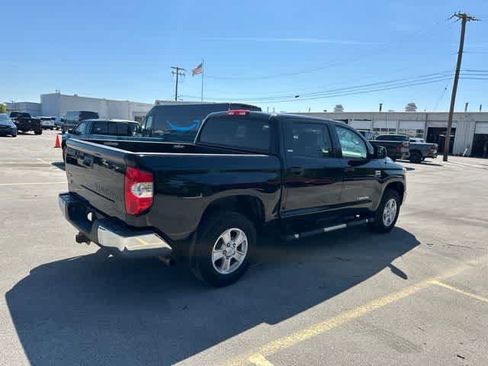Used 2017 Toyota Tundra SR5 w/ SR5 Upgrade Package AWD/4WD image 15