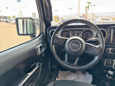 Used 2021 Jeep Gladiator Sport AWD/4WD image 13