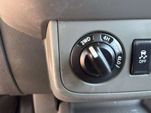 Used 2021 Nissan Frontier S AWD/4WD image 14