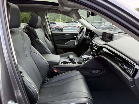Used 2024 Acura MDX SH-AWD w/ Advance Package image 14