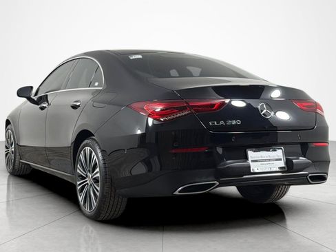 Used 2023 Mercedes-Benz CLA 250 image 3