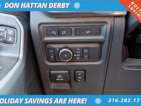 Used 2022 Ford F150 Lariat w/ Trailer Tow Package image 18