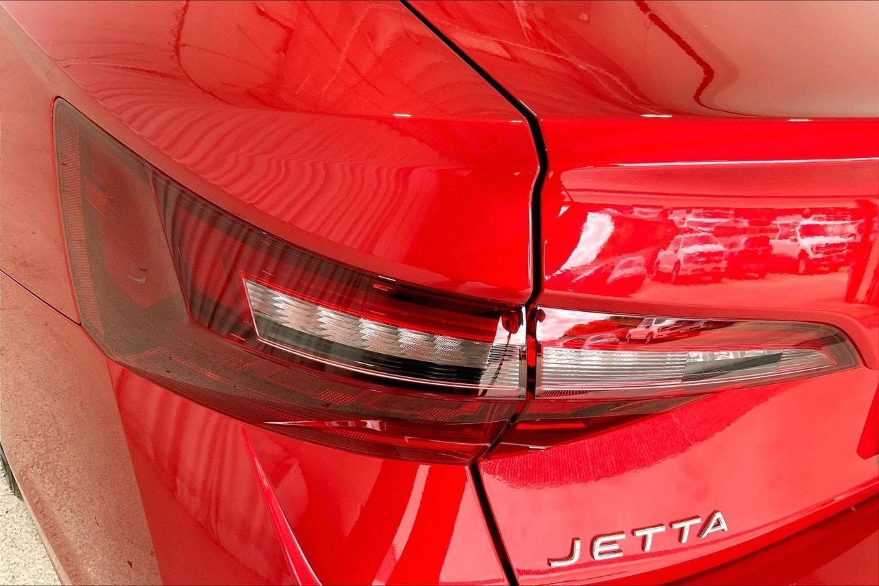 Used 2024 Volkswagen Jetta Sport FWD image 29
