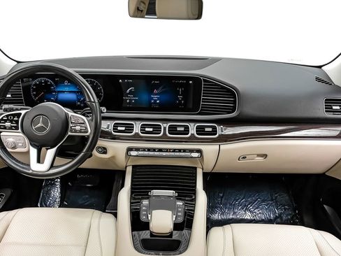 Used 2021 Mercedes-Benz GLE 450 4MATIC w/ AMG Line Exterior image 12