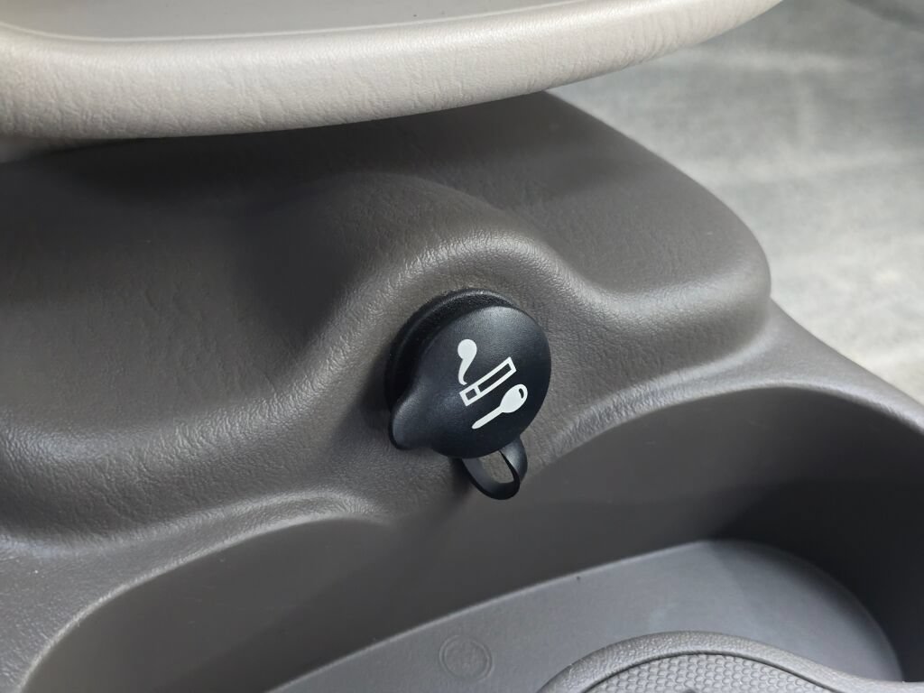 Used 2005 Chrysler PT Cruiser GT FWD image 93