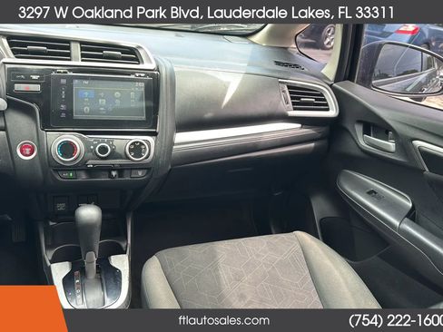 Used 2016 Honda Fit EX image 22