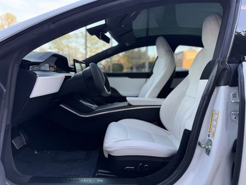 Used 2021 Tesla Model S Plaid image 21