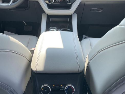 New 2026 Ford Explorer Active w/ Active Comfort Package AWD/4WD image 15