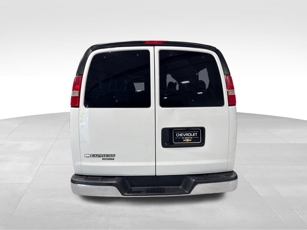 Used 2016 Chevrolet Express 2500 LT w/ LT Preferred Equipment Group RWD image 43