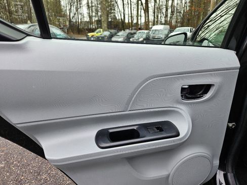 Used 2014 Toyota Prius C Two image 20