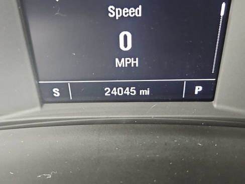 Used 2024 Chevrolet Equinox LS FWD image 16