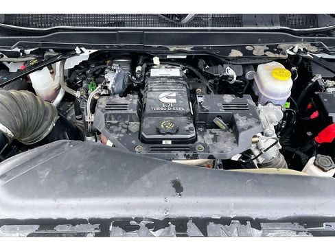 Used 2024 RAM 2500 Laramie w/ Night Edition image 12