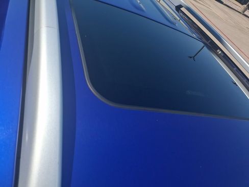 Used 2025 Hyundai Venue SEL FWD image 7