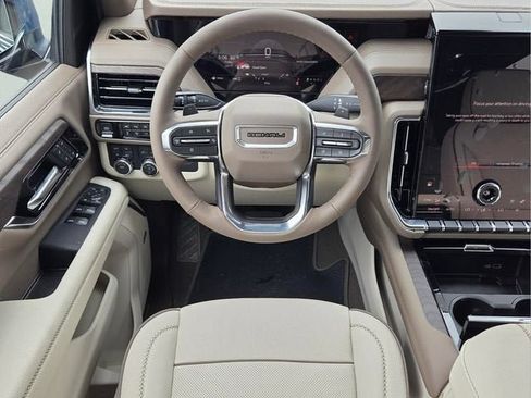 New 2026 GMC Yukon Denali w/ Sun & Power Step Package AWD/4WD image 15