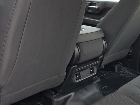 Used 2024 GMC Sierra 2500 Pro image 24