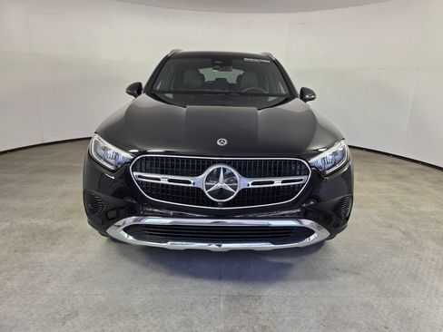 Certified 2025 Mercedes-Benz GLC 300 image 2
