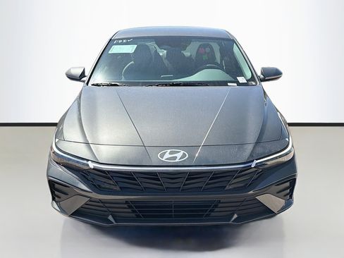 New 2026 Hyundai Elantra SE FWD image 8