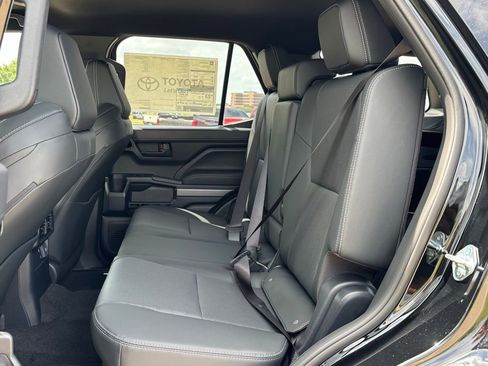 New 2026 Toyota 4Runner TRD Off-Road Premium AWD/4WD image 15