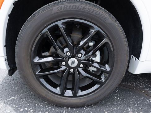 Used 2024 Dodge Durango GT AWD/4WD image 29