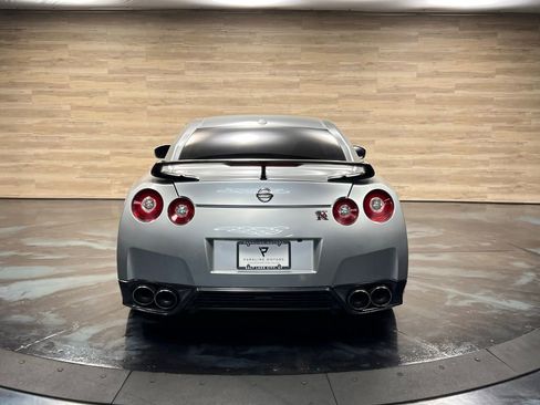 Used 2016 Nissan GT-R Black Edition AWD/4WD image 17