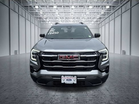 Used 2025 GMC Terrain Elevation w/ Elevation Premium Package AWD/4WD image 4