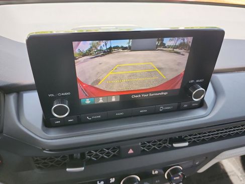 Used 2023 Honda Accord EX image 27