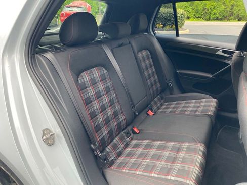 Used 2018 Volkswagen GTI S FWD image 36