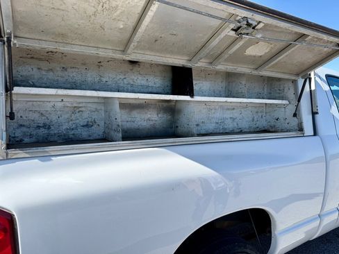 Used 2008 Dodge Ram 1500 Truck ST image 16