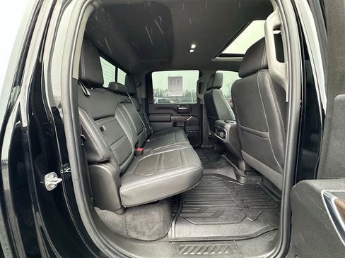 Used 2022 GMC Sierra 2500 Denali w/ Denali Ultimate Package image 23
